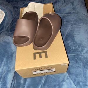 Soot yeezy slides